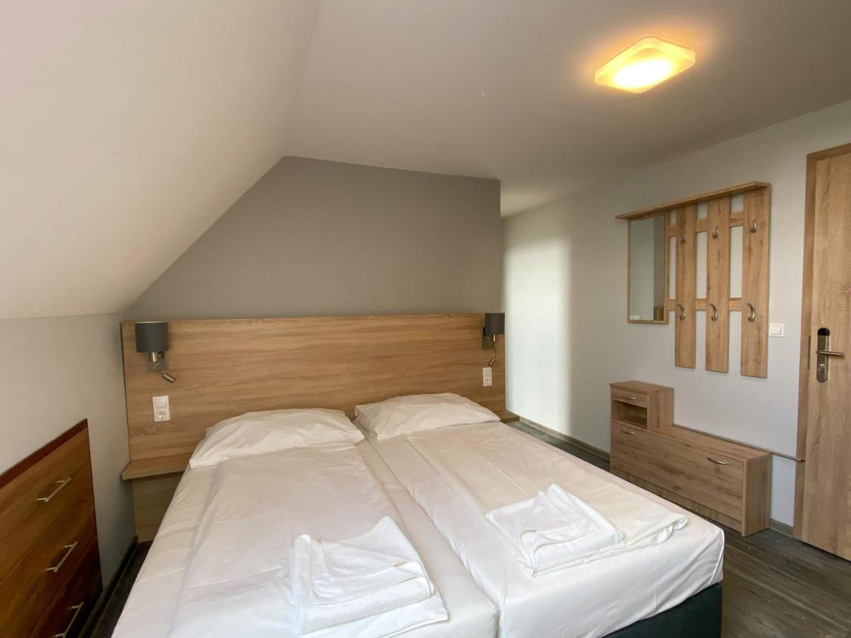 Bed & Breakfast Kis Szieszta Panzio