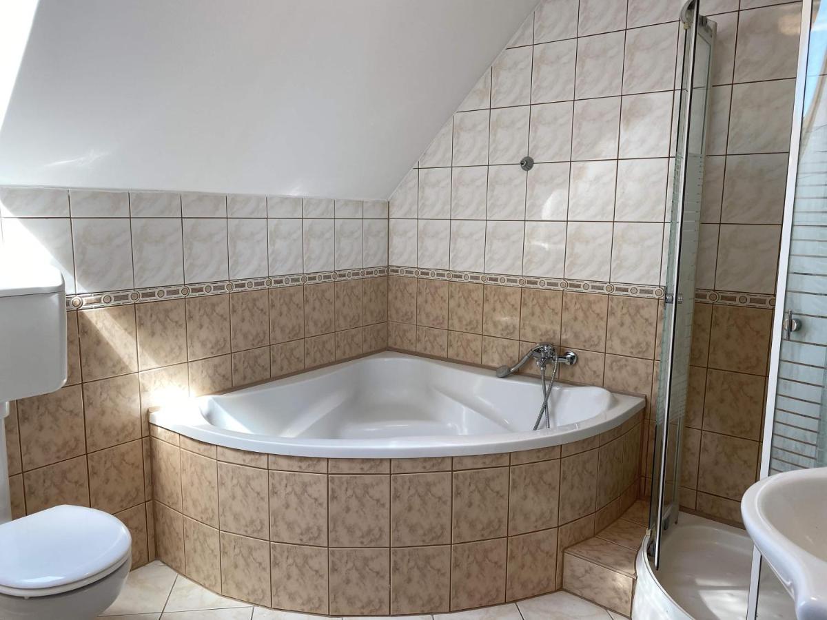 Kis Szieszta Panzio 3* Balatonboglár